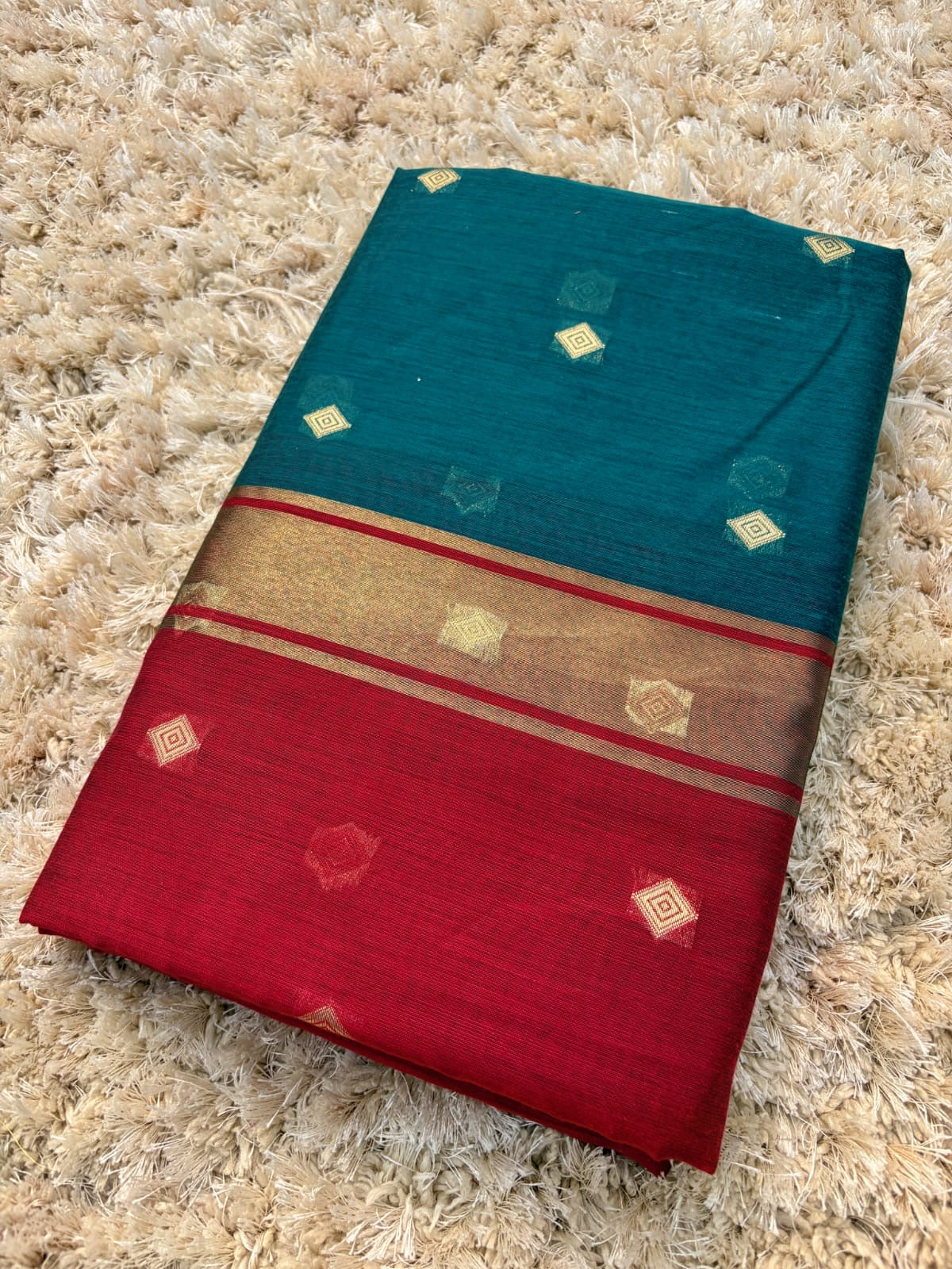 Yamini Red & Blue Gadwal Silk Saree