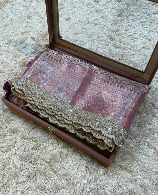 Vihana Lavender Mauve Kanjivaram Tissue Silk Saree
