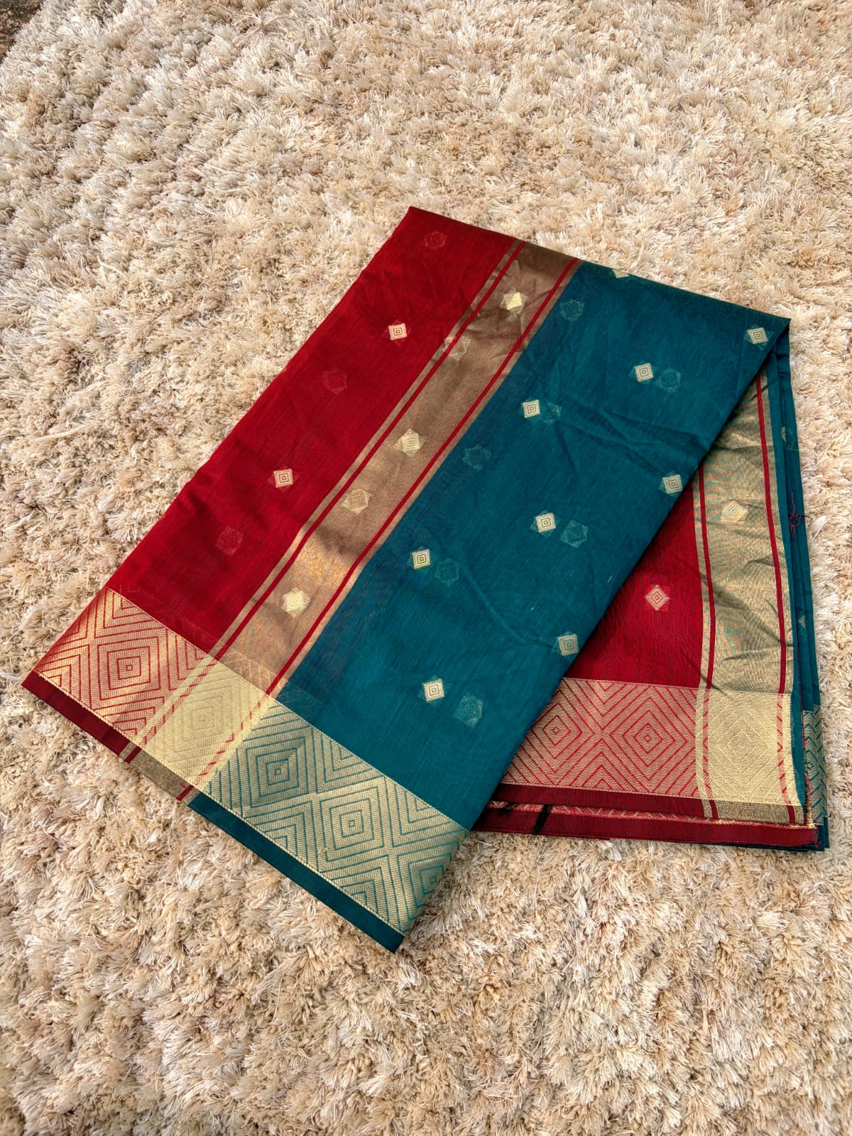 Yamini Red & Blue Gadwal Silk Saree