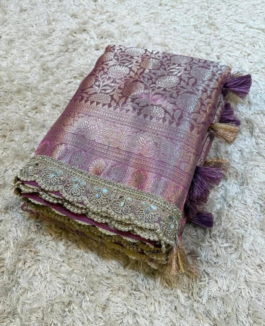 Vihana Lavender Mauve Kanjivaram Tissue Silk Saree