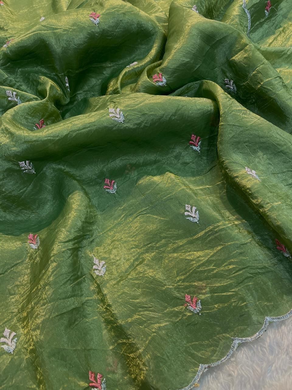 Meher Crushed Tissue Silk Saree