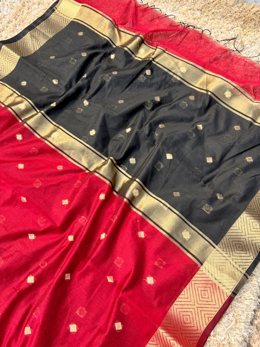 Yamini Red & Black Gadwal Silk Saree