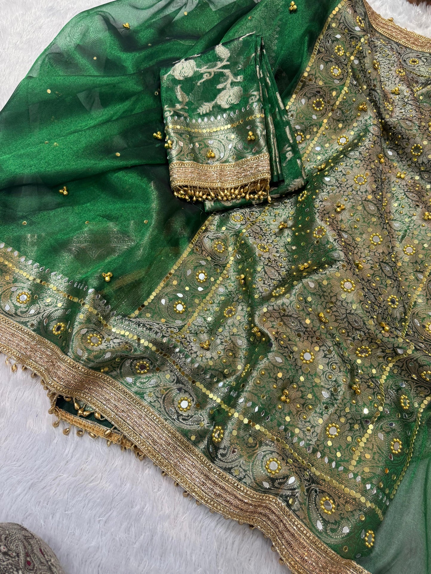 Jhanak Ghungroo Green Tissue Silk Saree