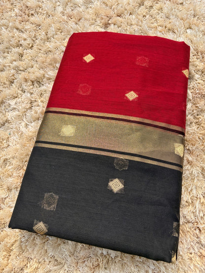 Yamini Red & Black Gadwal Silk Saree