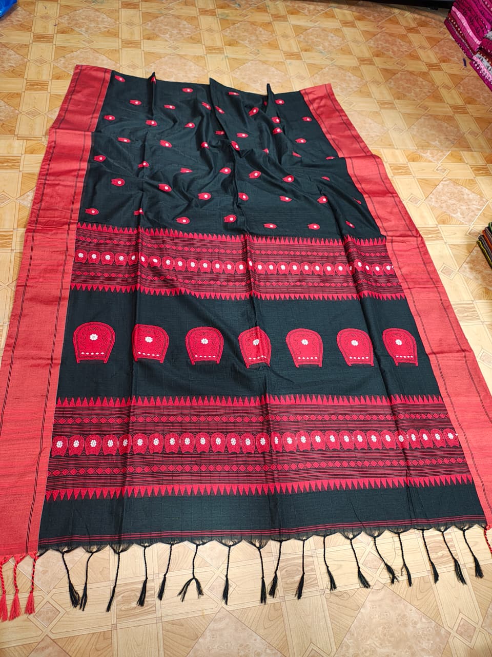Anaya Black Pure Mercerized Cotton Handloom Saree