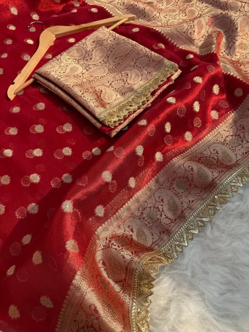 Arzoo Royal Red Tissue Silk Saree