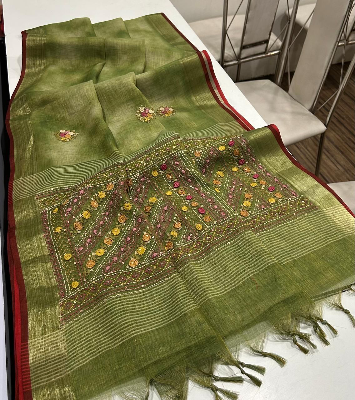 Iraah Green Linen Tissue Saree